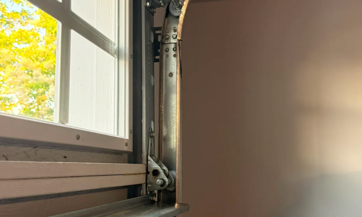 Garage Door Spring Repair (7)